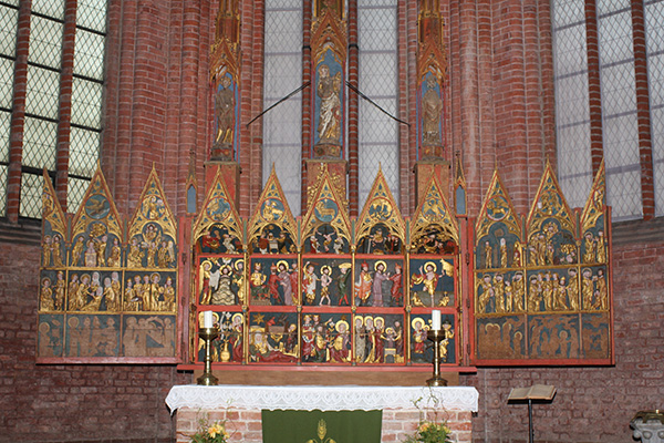 Kloster Cismar, Altar im Chorraum